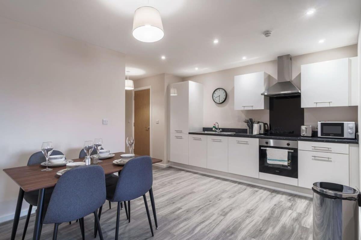 Bright 2 Bed Apartment Manchester - Sleeps 4 المظهر الخارجي الصورة